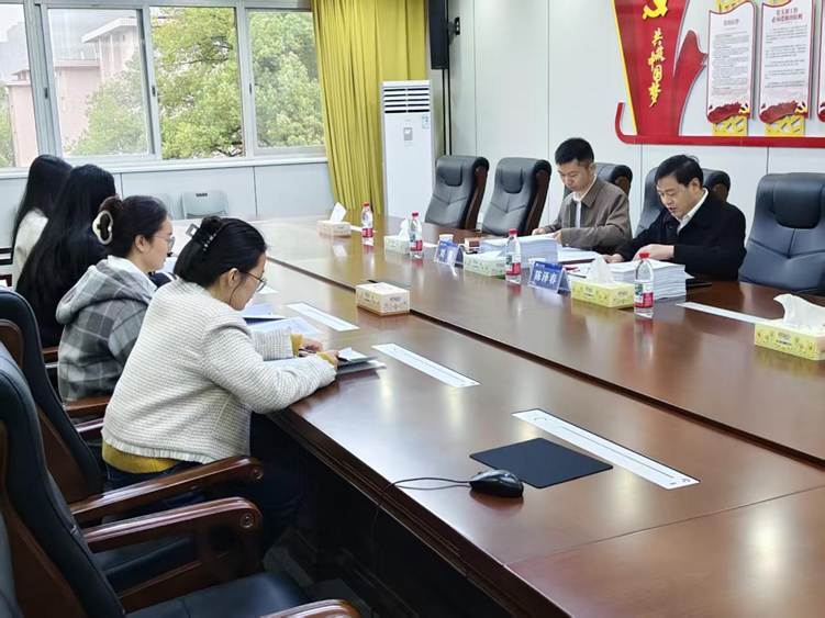 4235139ce1ef4a0ca1de387bd5b3fbb7