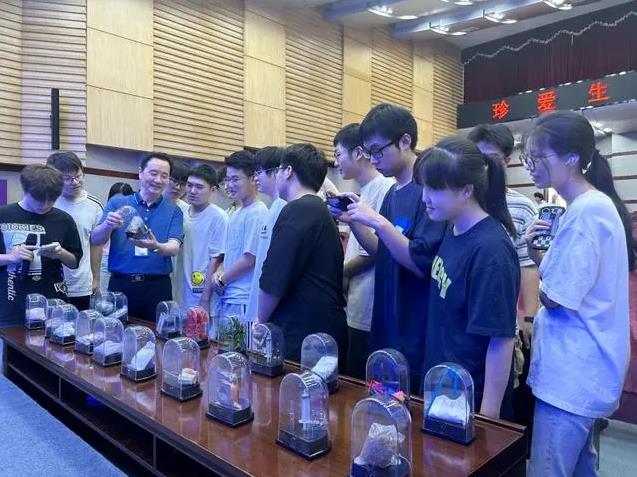 香港六宝合典资料大全